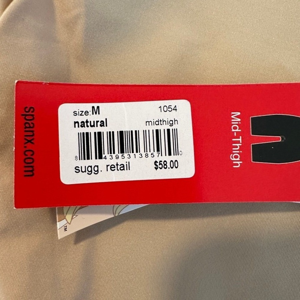 SPANX Mid Thigh Seamless Shapewear Shorts Sz M Smoothes Tummy Hip Thigh Rear NWT - Picture 8 of 9